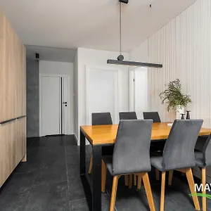 Maybesea Polanki Park Premium Apartment